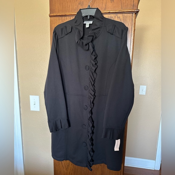 Black Ruffled Button-Up Coat - Picture 5 of 6